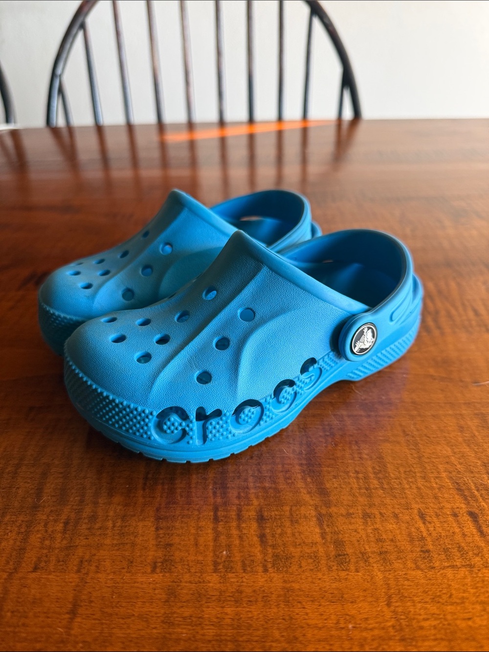 CROCS Kids Classic Clog in Bright Blue sz 10 Toddler